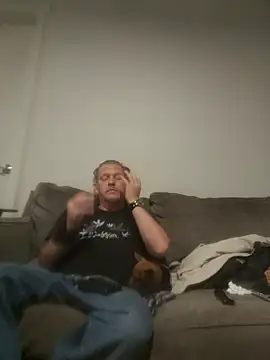 yourMasterisBored Chat XXX live