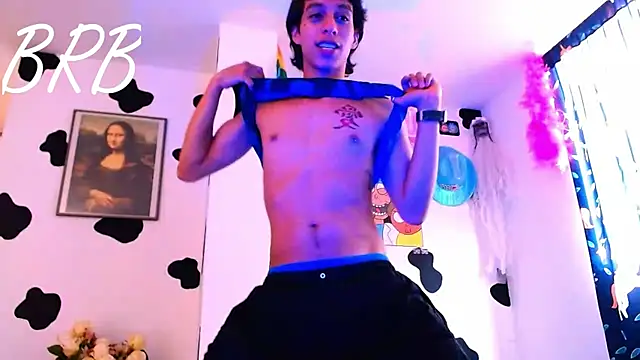 DannyPhantom555 Adlı Modelin Canlı XXX Sohbeti