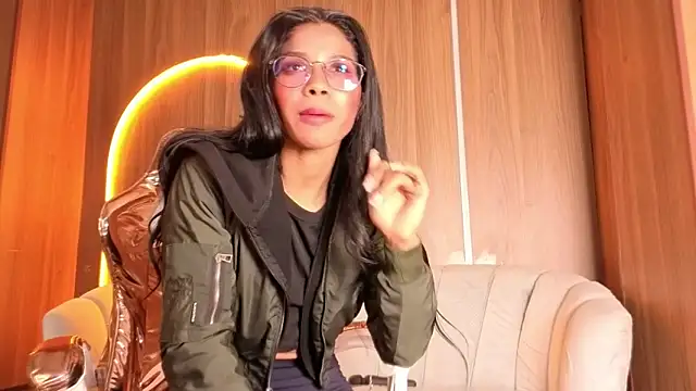 Alina_b_ Obrolan Langsung XXX