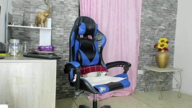 Онлайн чат XXX devorah_soto