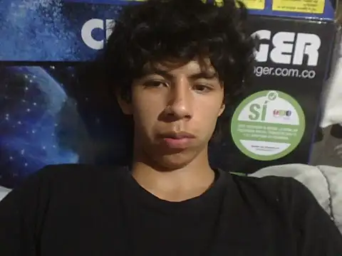 แชท XXX สดของ Carlos_Albert02