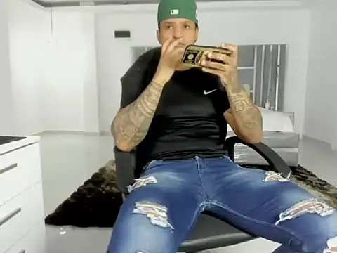 master_leather Pertunjukan Webcam