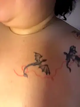 Czat XXX na żywo – VanesssaMilf_