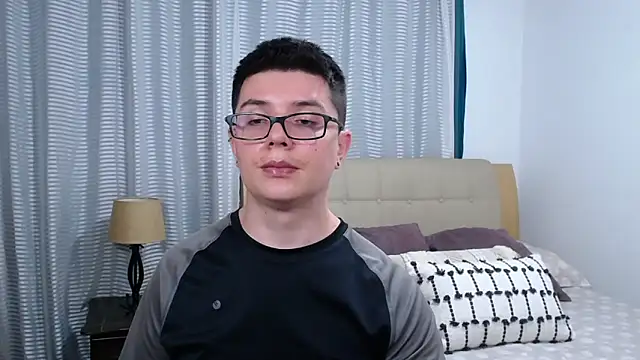 BlackFoXXX69's Live XXX Chat