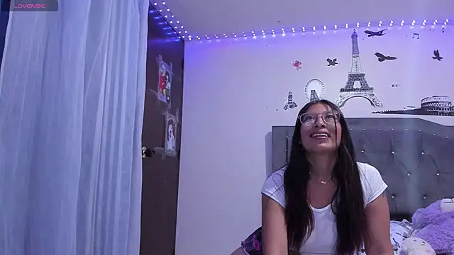 Živý XXX chat Megan_Darcy