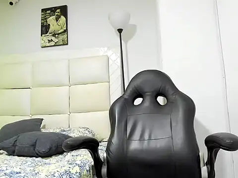 oliver_evans_: онлайн-секс-чат