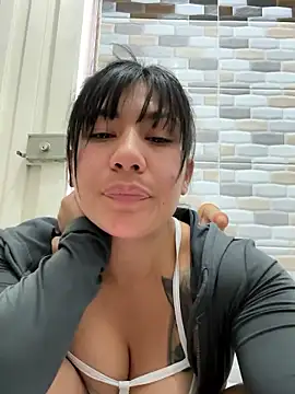 kim_monti: απευθείας συνομιλία ΧΧΧ