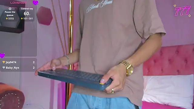 Chatroom XXX en direct de _taylor_black