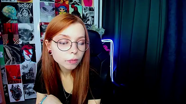 Онлайн чат XXX Star_Tarra