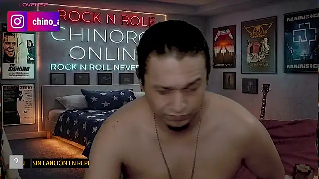 chino_roz's Live XXX Chat