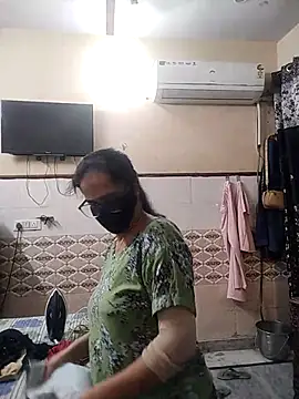 عرض كام Rising_Queen