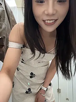 kara-tt's Live XXX Chat