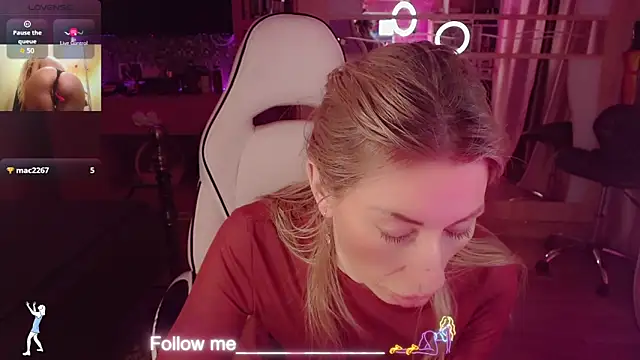 Chat +18 de AnnieGOld_ ao vivo