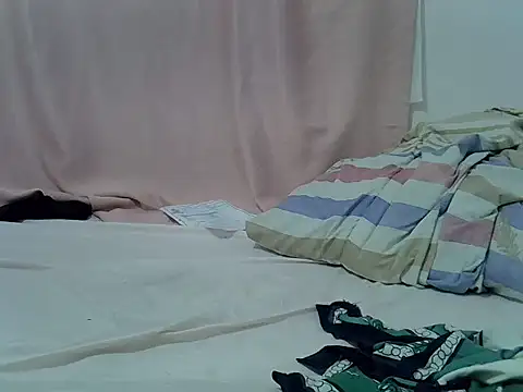 prettybeee Webcam-Show