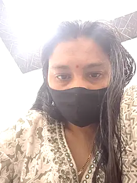 Chat +18 de Saishaa ao vivo