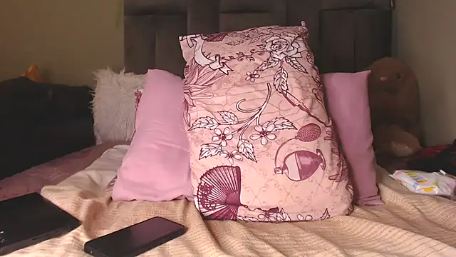 SlimRose24 Chat XXX in diretta