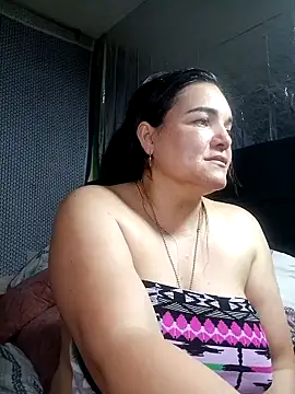 Chat +18 de Zuleyka_69 ao vivo