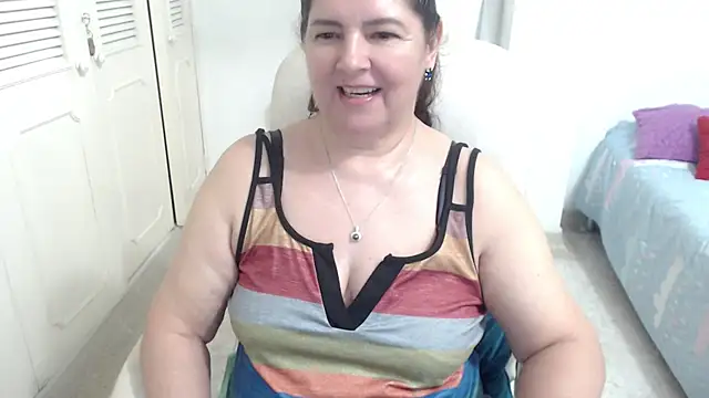 leonela_69 Webcam show