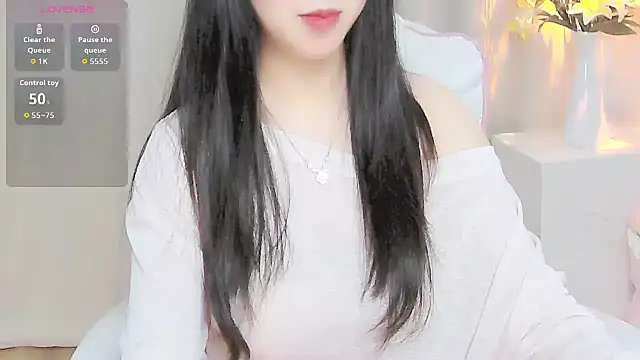 Sweet-Shuna's Live XXX Chat