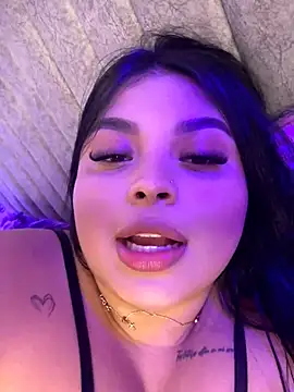 Emily_Cooper7 Live XXX Chat