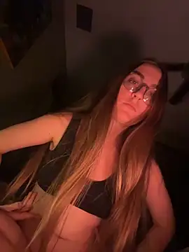 prettykitttty webkamerás műsora