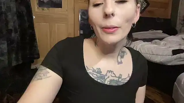 Show de TeenyDoll na webcam