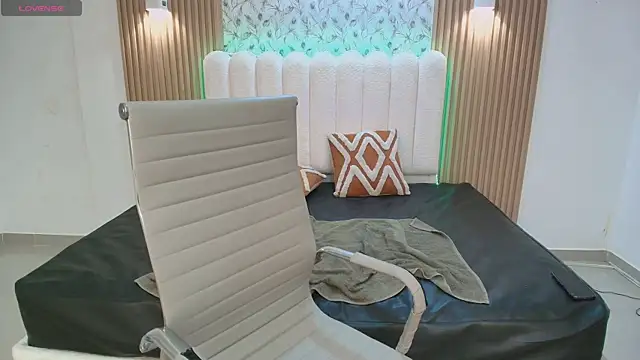 แชท XXX สดของ Zalma_eva