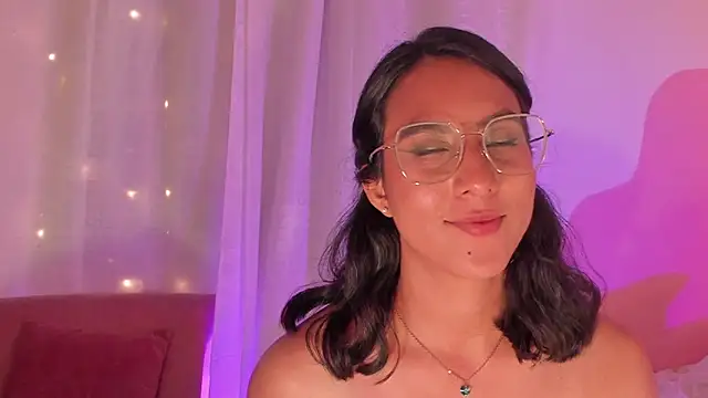 DaraBeckett Live XXX-Chat