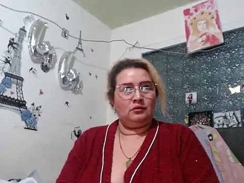 Perla1981-- 现场XXX聊天