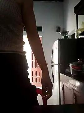 Ivy_Trix2 即時 XXX 聊天