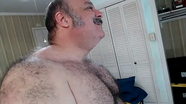 عرض كام bullmusclejoe