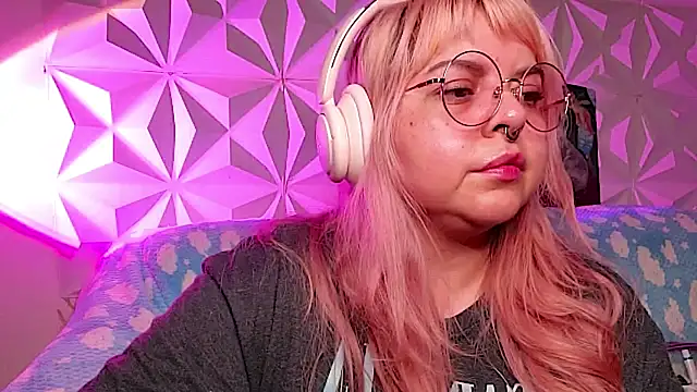 Živý XXX chat Satyn_doll