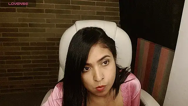 Chat XXX en directo de sweet-little