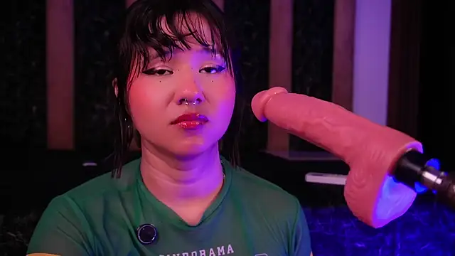 Czat XXX na żywo – Ivi_Aiko