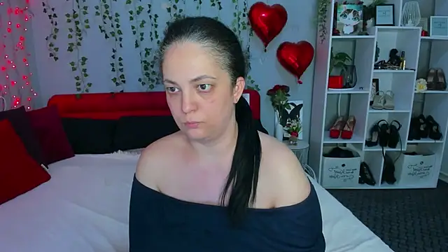 DarlingMilf: απευθείας συνομιλία ΧΧΧ