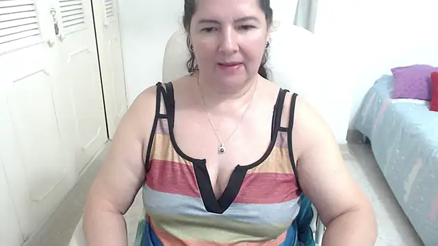 Chat XXX en directo de leonela_69