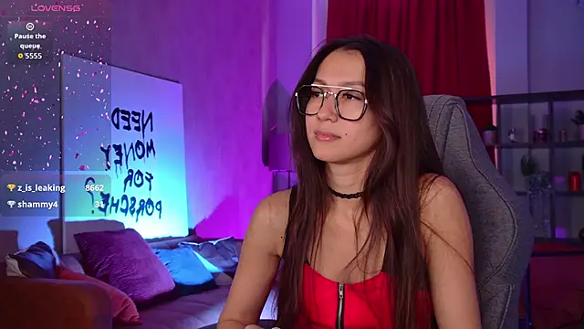 Chat XXX en directo de LanaBaker