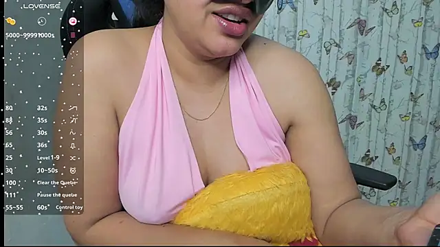 Chat XXX en directo de Smiley_Riya