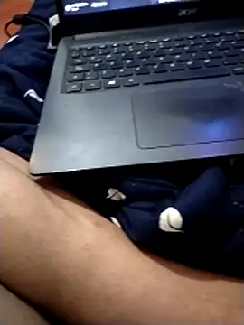 Show de AoA-BoyStudent na webcam