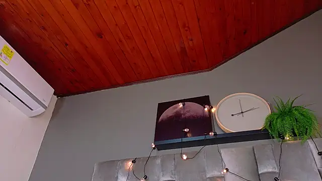 Meganlove__ Chat XXX live