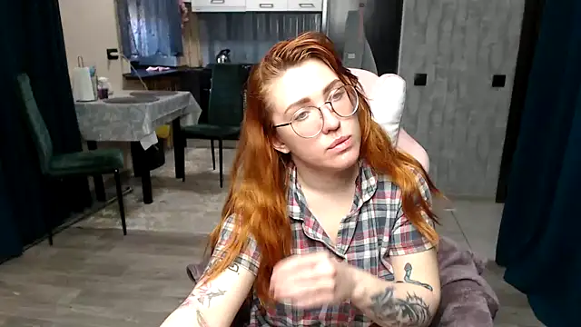 Reginasmilee live XXX chat