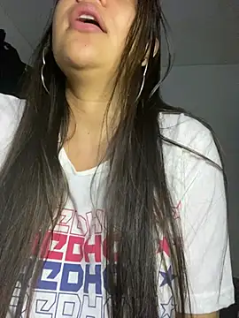 Chat XXX ao vivo de demonaughtyyy