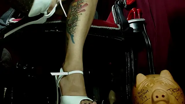 Sembang XXX Secara Langsung MeGoddesSara