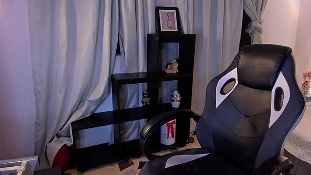 lalabunny_ Adlı Modelin Canlı XXX Sohbeti