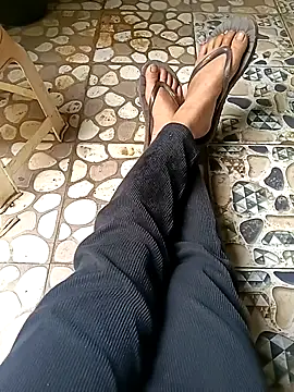 NIANIAKUTEのライブXXXチャット