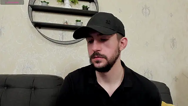 Czat XXX na żywo – Dylan_Best