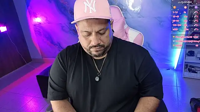 Show modela jacoob_woods na web-kameri