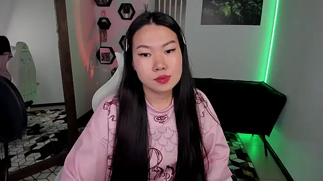 LunaPurrr live XXX chat