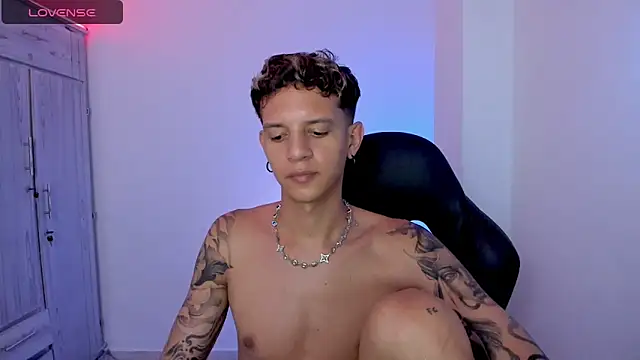 tylernovan Live XXX chat