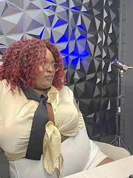 may_storm Adlı Modelin Web Kamerası Şovu